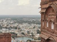 Der Blick über die blaue Stadt