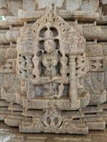 Figur an einer Säule im Jaintempel, Ranakpur