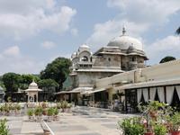 Lustschloß auf der Insel im Pichola See, heute ein Restaurant