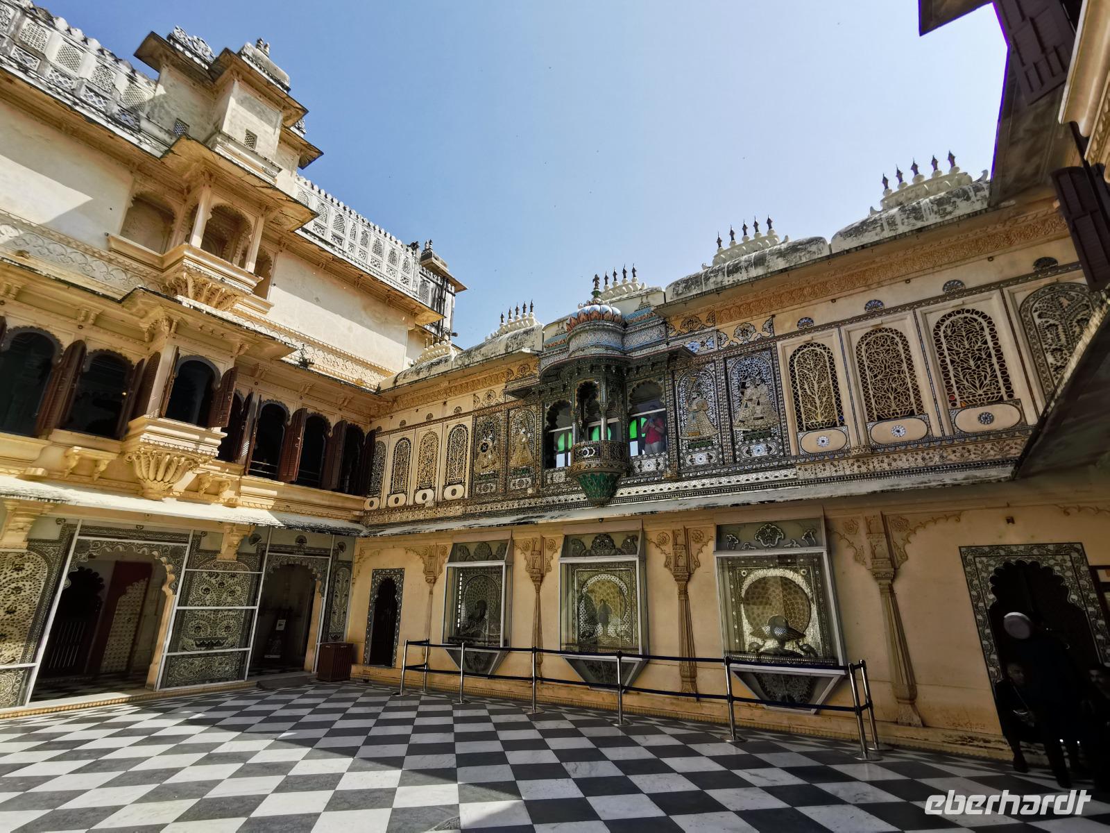 Die berühmten Pfauenmosaiken im Maharadjapalast, Udaipur