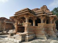 Eklingji, hindusitische Tempelstadt