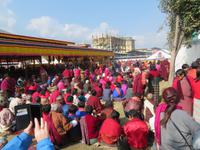 Lama lehrt den Buddhismus