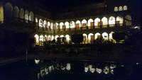 Bei Nacht im Haveli-Hotel in Nawalgarh