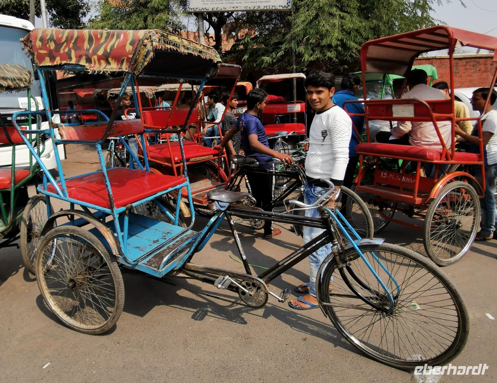 Eine Fahrradrikscha in Old Delhi. Sie werden immer seltener