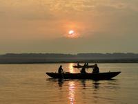 Sonnenaufgang am Ganges, Varanasi