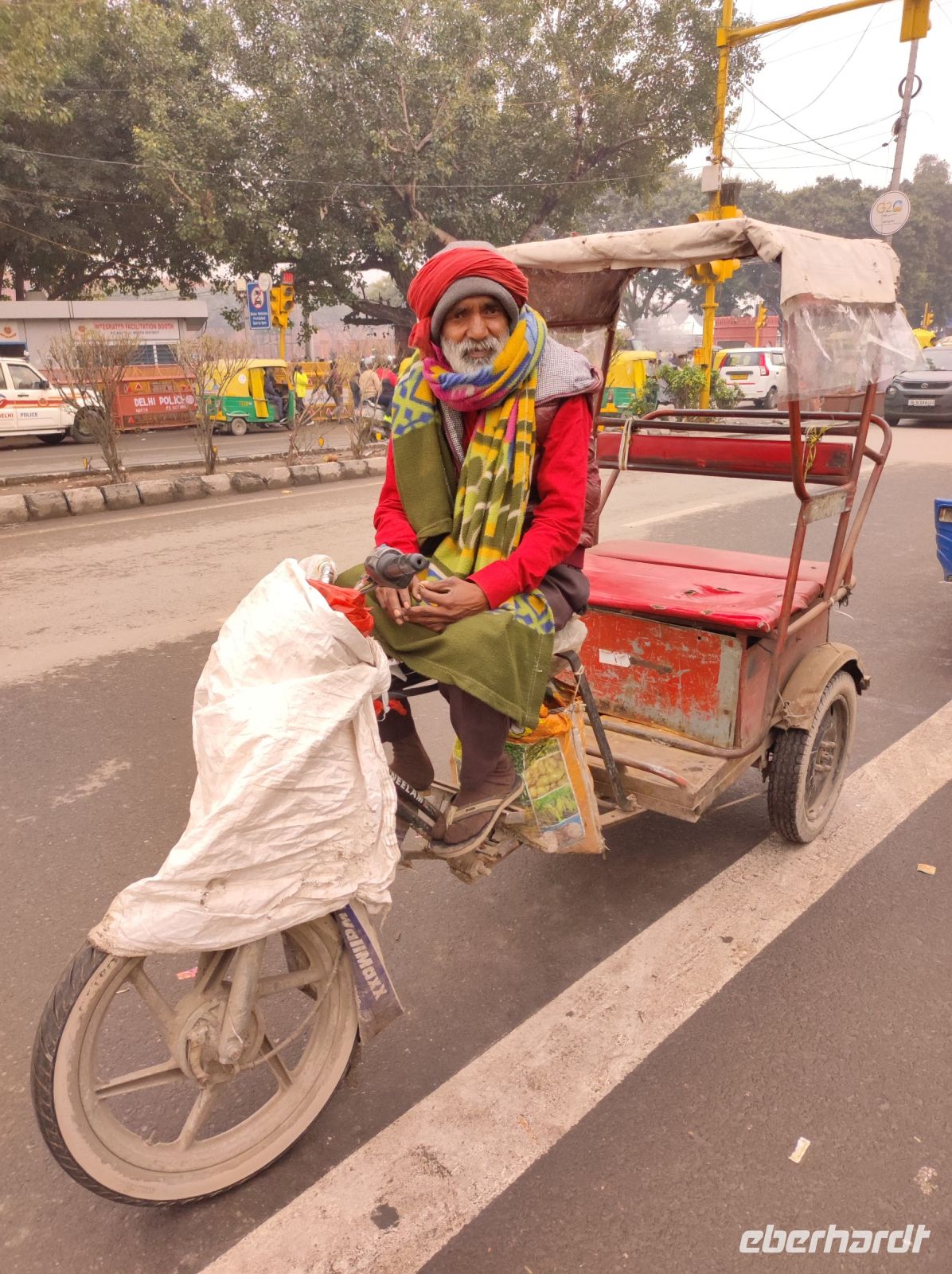 Eine Fahrradrikscha in Neu Delhi, Indien