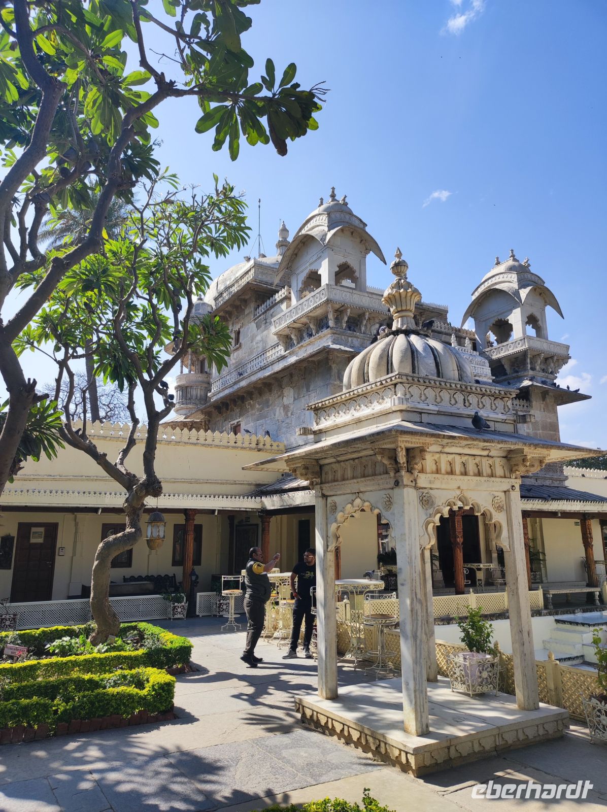 Insel auf dem Pichola-See in Udaipur, Rajesthan - Indien