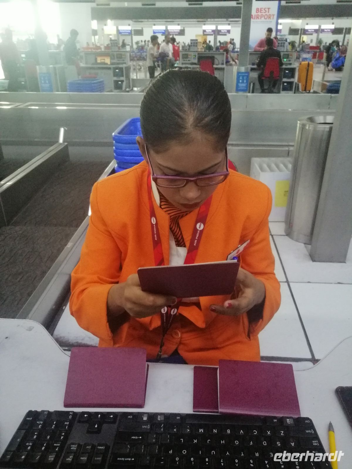 Flug nach Bagdogra: Check-In in Delhi