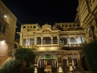 Maharadscha Palast und unser Hotel (1)