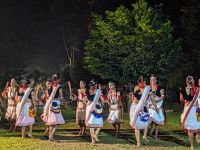 91) Tanzaufführung der Tharu im Chitwan Nationalpark, Nepal