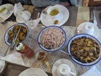 350) Mittagessen im Kuenga Restaurant in Punakha, Bhutan