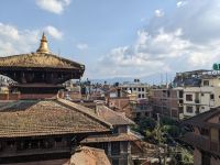 512) Patan Royal Cafè Mittagessen über den Dächern von Patan, Nepal