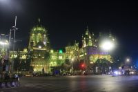 Taxifahrt durch Mumbai by night