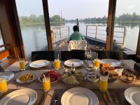 Frühstück auf dem Boot &ndash; &copy; Sabine Reckord (Eberhardt TRAVEL)