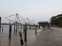 chinesische Fischernetze &ndash; &copy; Sabine Reckord (Eberhardt TRAVEL)