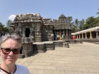 Keshava Tempel mit RB, Sabine &ndash; &copy; Sabine Reckord (Eberhardt TRAVEL)