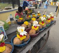 Opfergaben am Chamundi Hill &ndash; &copy; Sabine Reckord (Eberhardt TRAVEL)