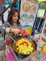Basant-Panchami-Fest auch Saraswati Puja genannt in Darjeeling &ndash; &copy; Andrey Kulikov (Eberhardt TRAVEL)