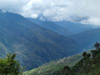 auf dem Weg von Phuentsholing nach Thimphu &ndash; &copy; Andrey Kulikov (Eberhardt TRAVEL)
