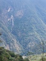 auf dem Weg von Phuentsholing nach Thimphu &ndash; &copy; Andrey Kulikov (Eberhardt TRAVEL)