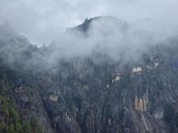 Tigernest in den Wolken &ndash; &copy; Andrey Kulikov (Eberhardt TRAVEL)