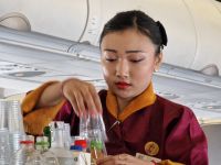 Flug nach Kathmandu mit Bhutan Airlines &ndash; &copy; Andrey Kulikov (Eberhardt TRAVEL)