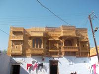 ... Havelis (verzierte Kaufmannshäuser) auch! 