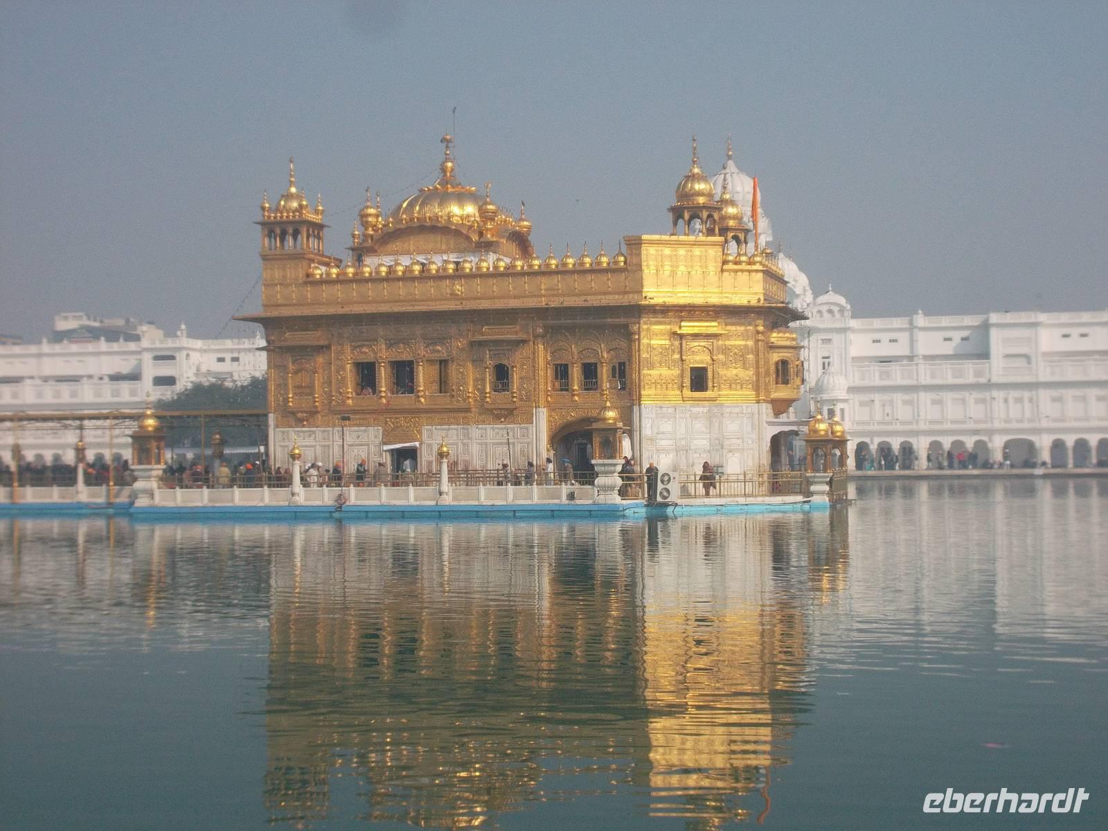 Der Tempel enthält das Heilige Buch 