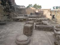 der Palast wurde bei einem Erdbeben zerstört