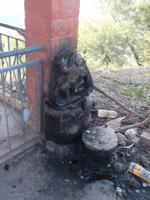 Ein Opfertempel unterwegs in den Bergen