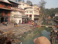 Verbrennungs-Ghats am Bagmati