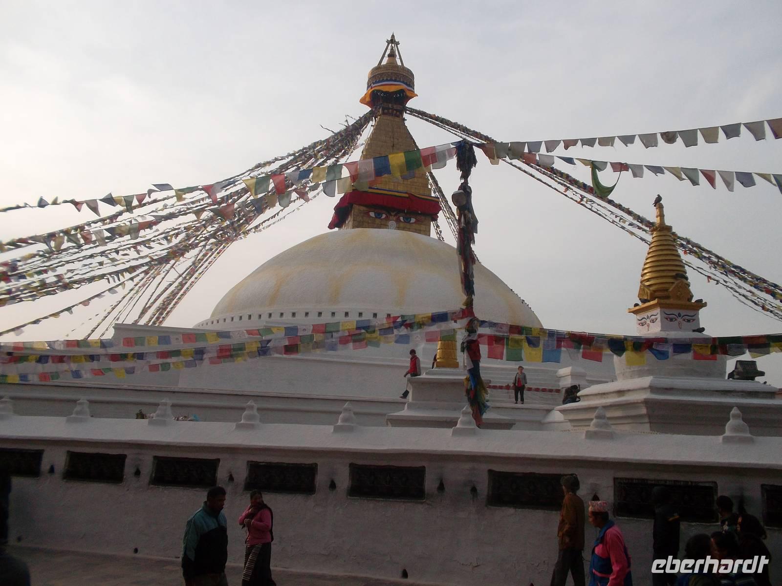 Die Stupa von Bodhnath ist die größte in Nepal