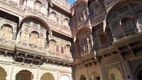 137 Jodhpur - Innenhof im Fort