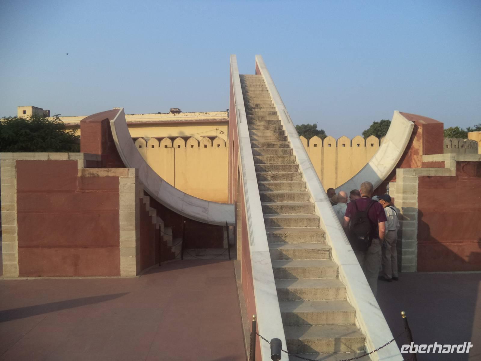 Kleine Sonnenuhr im Observatorium Jaipur