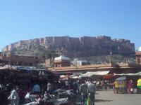 Blick vom Markt zum Meherangarh-Fort