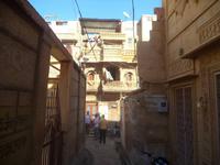 in den Straßen der Altstadt von Jaisalmer 