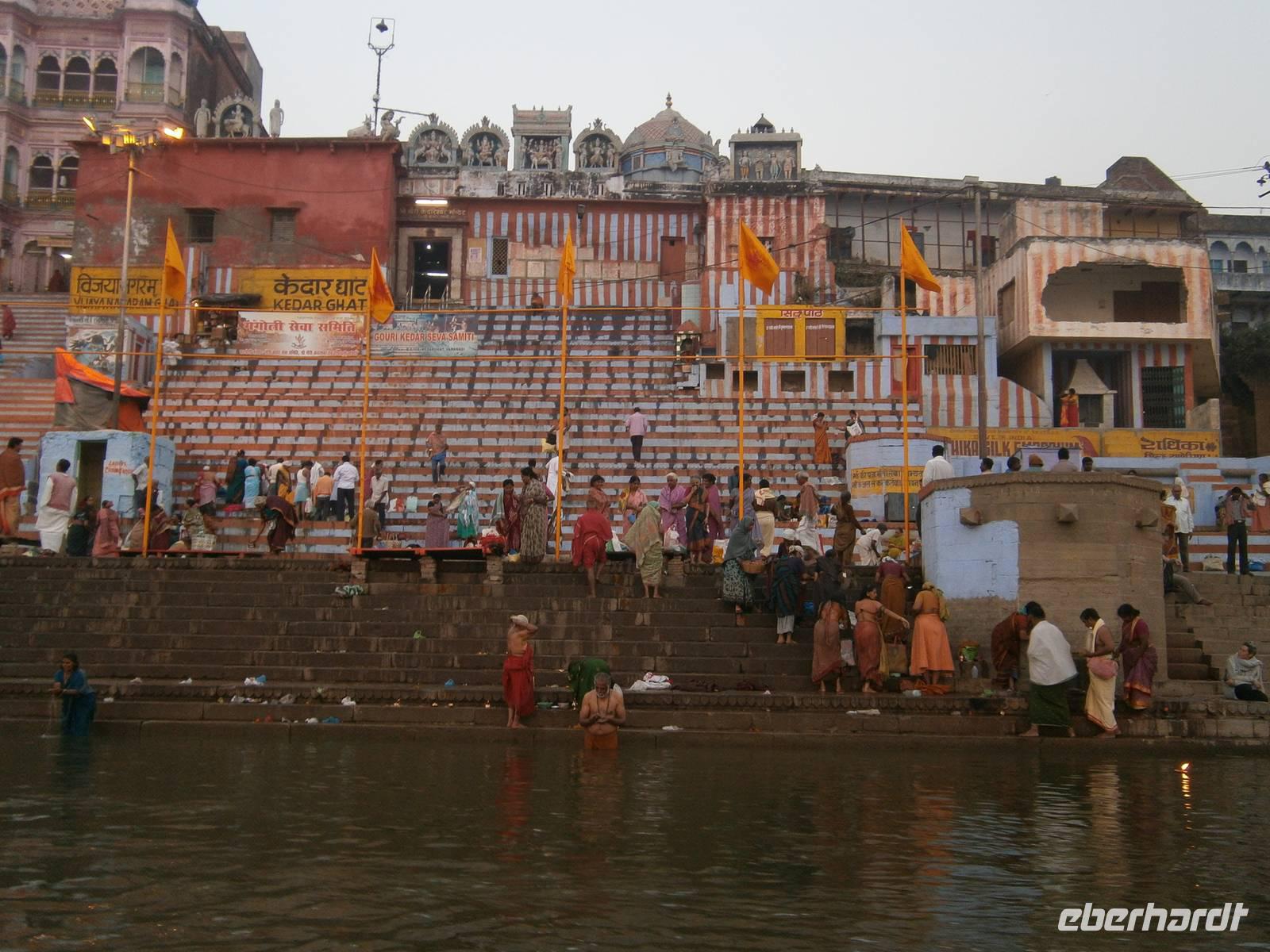 Eberhardt TRAVEL Reise durch Indien - heilige Stadt Varanasi am Ganges