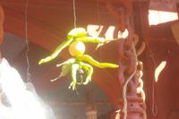 Fruchtbarkeitssymbol: sieben Paprikaschoten und eine Zitrone