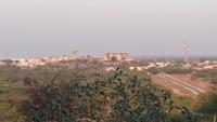 Blick vom Tempel zum Fort Khejarla