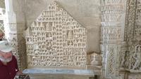Ein Stammbaum der Herrscher im Jain-Tempel Adinatha in Ranakpur