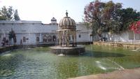 Im Frauenpark in Udaipur