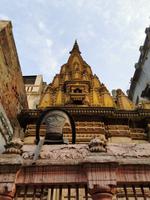 Immer wieder Tempel in der Altstadt von Varanasi