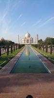 Spiegelung des Taj Mahal in Agra