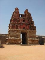 Tempel über Tempel