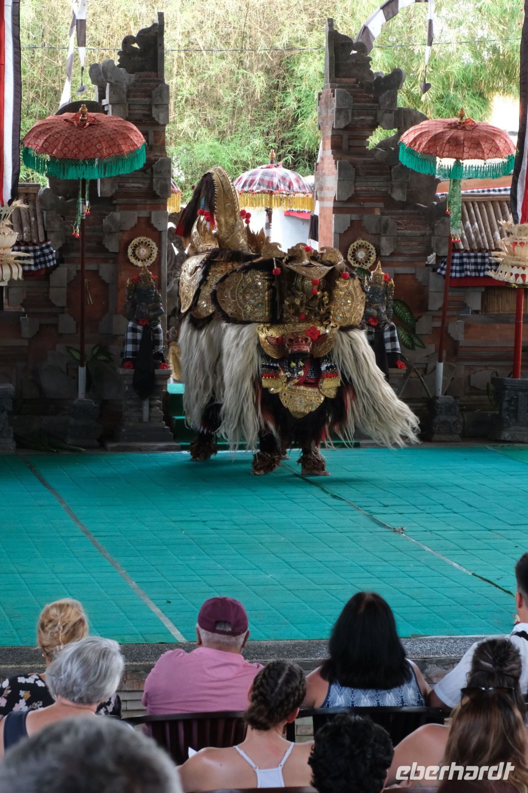 Barong Tanz auf Bali - Indonesien