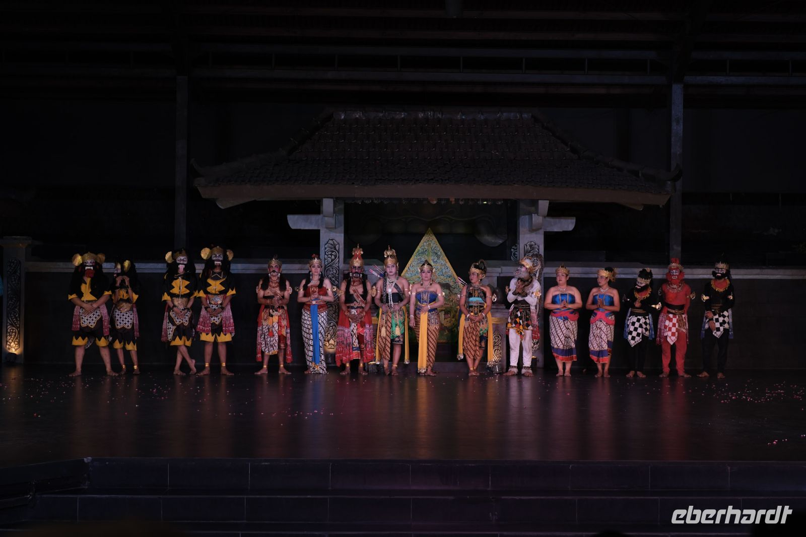 Spezialitäten Abendessen mit traditioneller Ramanyana Tanzaufführung in Yogyakarta - Indonesien