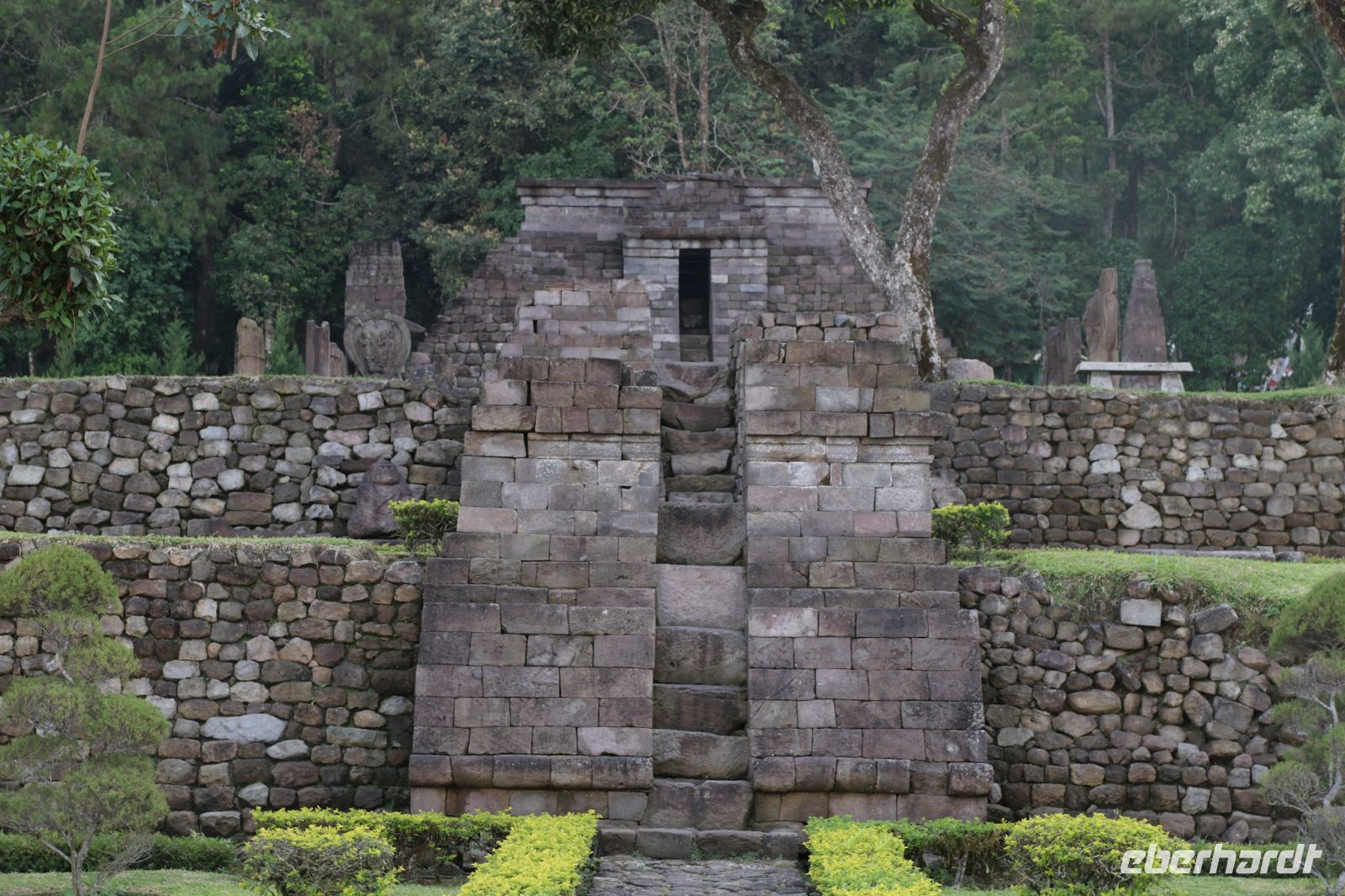 Sukuh Tempel  (Erotik Tempel) in Zentraljava - Indonesien