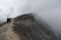Kraterrand des Bromo im Bromo-Tengger-Semeru Nationalpark- Indonesien