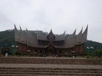 Pagaruyung, der Königspalast der Minankabau
