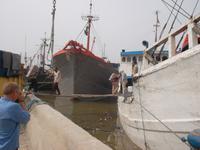 Schwerstarbeit im Hafen